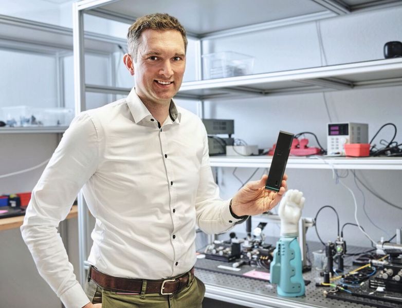 Michael Förtsch, CEO & Gründer von Qant, ist überzeugt, dass der Magnetfeldsensor die Mensch-Maschine-Schnittstelle neu definieren und zahlreiche neue Anwendungen hervorbringen wird. (Bild: Qant)