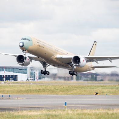 Ein Airbus A350-1000 ULR beim Testflug in Toulouse. (Airbus)