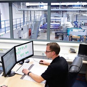 Mit der Fertigungssteuerung von Gewatec kann Amo-Tec sowohl eine Kanban-Fertigung als auch eine Just-in-Sequence-Anlieferung ans Band des Kunden ermöglichen.