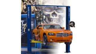 Nun auch Partner in Deutschland: Werkstattausrüster Bend Pak und Tuning-Schmiede West Coast Customs.  (Foto: Bend Pak)
