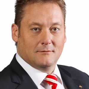 „Sowohl bei CNC-Steuerungen als auch bei Robotern ist Fanuc das erfolgreichste ausländische Unternehmen in Deutschland”, betont Olaf Kramm, Geschäftsführer der Fanuc Robotics Deutschland GmbH.