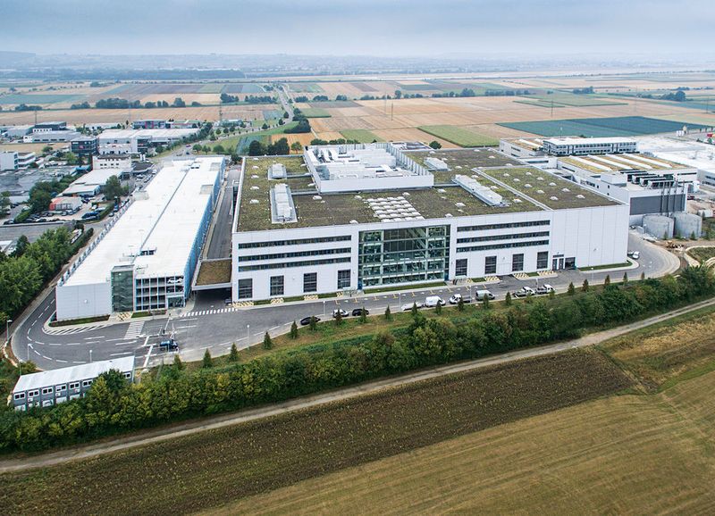 Blick auf die die Technologiefabrik von Festo in Scharnhausen (Bild: Festo)