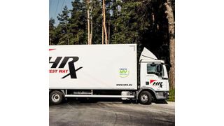 With Neste My Renewable Diesel, the HRX Group can reduce greenhouse gas emissions from deliveries calculated over the life cycle by up to 90 %, compared to fossil diesel. (With Neste My Renewable Diesel, the HRX Group can reduce greenhouse gas emissions from deliveries calculated over the life cycle by up to 90 %, compared to fossil diesel.)