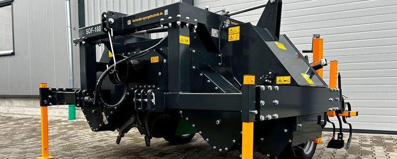 Die Harlander Landtechnik GmbH entwickelt seit vielen Jahren maßgeschneiderte Maschinen für die Landwirtschaft. Der (Bild:  Harlander)