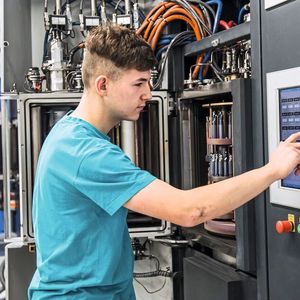 Werkzeuge aus dem Tool Upcycling können genauso be- und entschichtet und nachgeschliffen werden, wie komplett neue Werkzeuge. (Bild:  Müller)