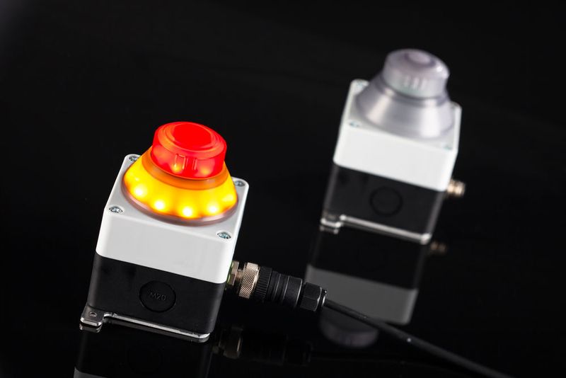 Aktiv/Inaktiv Not-Halt mit Diagnoseeinheit. (Schlegel)