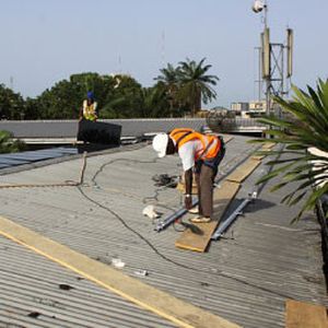 Solarprojekt in Douala, Kamerun: 11.500 kWh Solarstrom sollen jährlich produziert werden