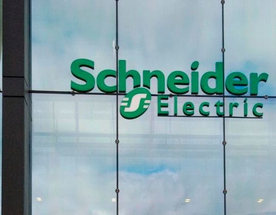 Schneider Electric aus Frankreich gibt bekannt, dass man die bulgarische Shelly Group übernehmen wird. Lesen Sie hier, was es damit auf sich hat ...(Bild:  Schneider Electric)