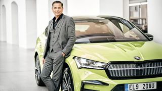 Als neuer Skoda-Chef will Klaus Zellmer dafür sorgen, dass die Lieferzeiten für Neuwagen sinken und Kunden wieder schneller an ihre Autos kommen. (Bild: Skoda)
