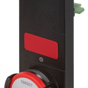 Das RFID-Schlüsselsystem CKS2 ermöglicht eine schnelle und intuitive Bedienung sowie einen gefahrlosen und unkomplizierten Zugang zu den Gassen.(Bild:  Euchner)