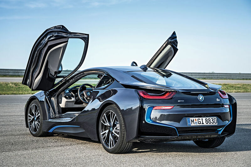Wie ein Schmetterling: Der BMW i8 besteht aus extraleichten Materialien und ist mit aerodynamischen Optimierungen und «EfficientDynamics»-Technologien ausgestattet. (Bild: BMW Group)