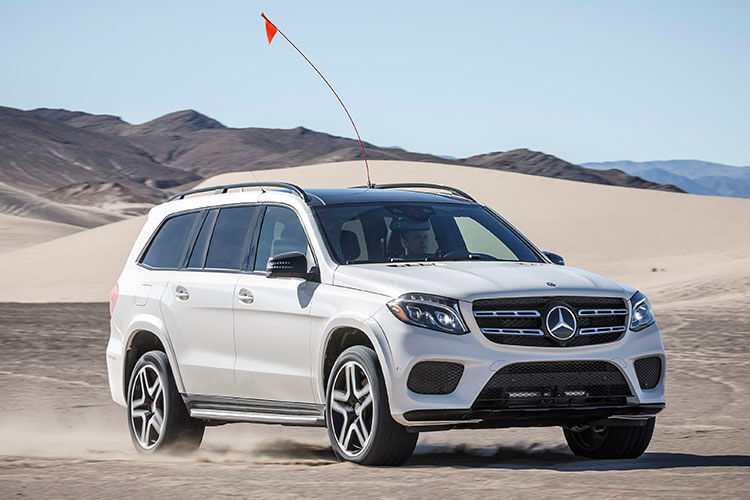 Zwei Wochen vor der offiziellen Fahrpräsentation im österreichischen Hochgurgl hieß es für den neuen Mercedes GLS zunächst einmal: Mojave Wüste. (Foto: Daimler)