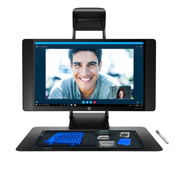 Den zunächst für den Bildungsbereich konzipierten All-in-One-Rechner Sprout mit Dual-Touchscreen und nach unten gerichteter 3D-Kamera nutzt HP nun auch für die Online-Zusammenarbeit. (HP)