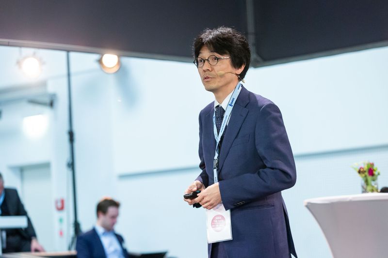 Kosho Kawahara von Toyota wiederum referierte über „Study of light weight concept with parametric model and reduced model“. (Stefan Bausewein)