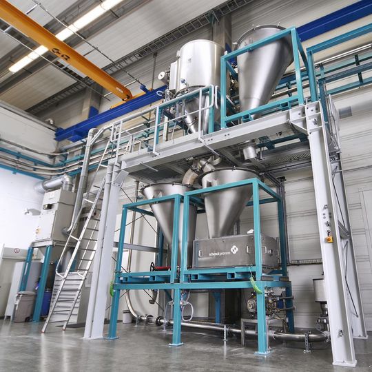 Im TestCenter in Darmstadt testet Schenk Process jetzt auch vollständig integrierte Lösungen.(Bild:  Schenk Process)