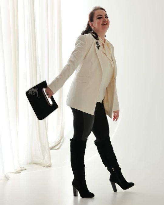 Dr. Anna Maria Rostomyan ist als freiberufliche Dozentin an der Fachhochschule des Mittelstandes (FHM) und an der NBS Northern Business School tätig.(Bild:  Anna Maria Rostomyan)