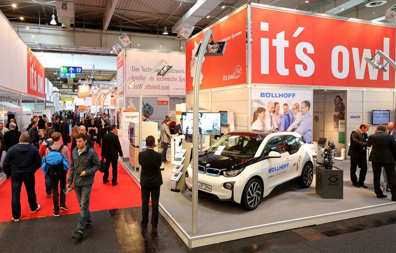 Auf über 600qm demonstriert der OWL-Gemeinschaftsstand die Vorreiterstellung des Spitzenclusters it's OWL auf den Gebieten Intelligente Technische Systeme und Industrie 4.0. (Bild: OWL)