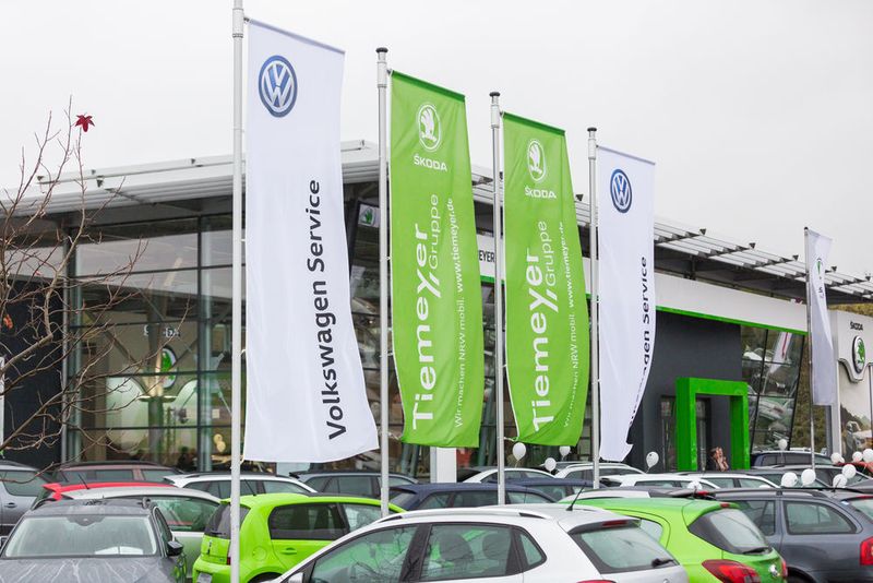 Die VW-Kunden können weiterhin in ihr angestammtes Autohaus kommen. Dort biete Tiemeyer nun auch den VW Service an. (Tiemeyer)