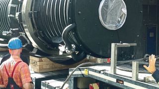 Eine harte Nuss für Anlagenbauer: So gelingt es, Wärme aus der Verbrennung von Nussschalen zu gewinnen. (Werkstätten)