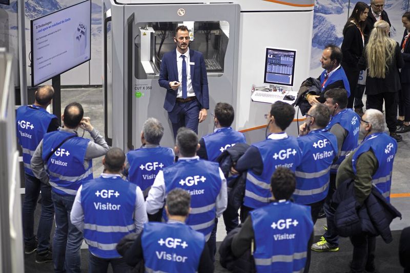 Eins der Highlights des Events ist die Vorstellung der Cut X 350 mit einer Erklärung ihrer Vorteile für Kunden. (Bild: GF Machining Solutions)