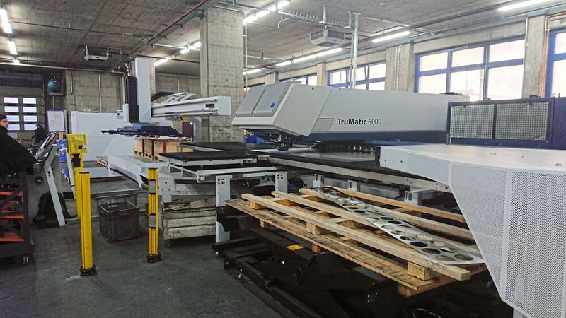Mit der Trumatic 6000 L FMC kann die Goethe AG, durch die Kombination Stanzen-Lasern, auch komplexeste Konturen produktiv herstellen. (Goethe AG)