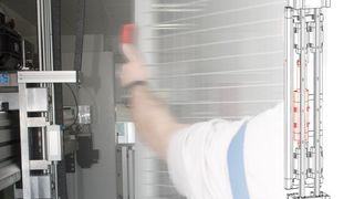 Das Haltesystem RK DuoLine Safelock (rechts) ist aktiviert, der Sicherheitsbereich kann betreten werden. Bild: RK Rose+Krieger (Archiv: Vogel Business Media)