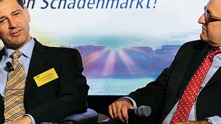Dr. Jochen Tenbieg,ehem. Senior Exectuve Consultatnt Allianz (li.), und Peter Philipp, SV Sparkassen Versicherung, diskutieren auch in diesem Jahr wieder miteinander. (MCC)