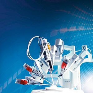 Präzise Antriebssysteme sorgen dafür, dass Roboter den Arzt beim Operieren optimal unterstützen können.(Bild:  Dr. Fritz Faulhaber)