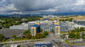 Zulieferer aus Europa sind momentan mit einer Vielzahl von Herausforderungen konfrontiert. Im Bild: Der Aumovio-Hauptsitz in Frankfurt am Main. (Bild: Aumovio)