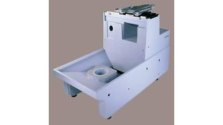 Bild 1: Integrierte Arbeitsraumspülung im Maschinenbett eines Bearbeitungszentrums. Das Spülmedium wird von einem zentralen Eingang an die Austrittsstellen geleitet. Bild: Epucret (Archiv: Vogel Business Media)