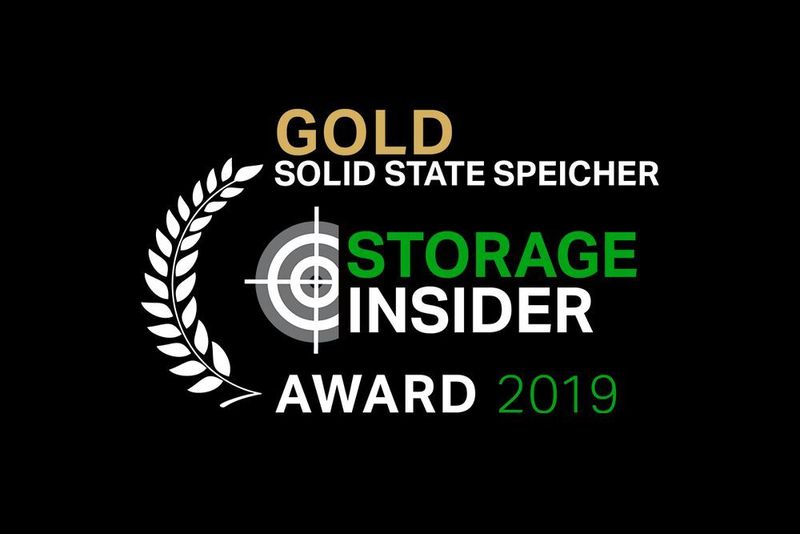  Solid-State-Speicher – Gold: Fujitsu Die High-End-Storage-Lösungen ETERNUS DX8900 S4 sind die perfekte Plattform zur Konsolidierung von Storage in Rechenzentren, denn sie bieten eine führende Leistungsreserve, Business Continuity sowie Funktionen für einen automatisierten Betrieb.  Sie vereinfachen den Wechsel zu reinen Flash-Konfigurationen und ermöglichen ein effizientes Management flexibler Daten-Service-Levels hinsichtlich Kapazität, Geschwindigkeit und Kosten. Das neueste Familienmitglied ist die ETERNUS DX900. Aber auch die ETERNUS CS800/CS8000 Data Protection Appliances bieten exzellente Datensicherungsfunktionen.Mehr Infos unter: www.fujitsu.com/de/ETERNUS> (Vogel IT-Medien)