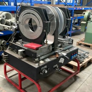 Diese Stumpfschweißmaschine Rothenberger P500 sucht einen neuen Besitzer.(Bild:  Surplex)