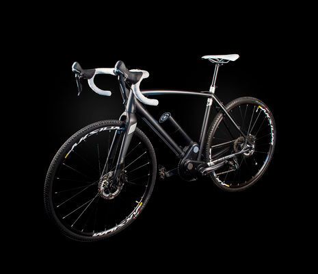 Durch zwei frei schwenkbare Kettenstufen passt es sich flexibel unterschiedlichen Fahrradgeometrien an. (Bild: Relo)