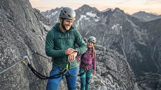 Der Drucksensor BMP585 von Bosch Sensortec wurde für die Wear Elite Platform von Snapdragon validiert. Mithilfe von KI werden aus einfachen Druckdaten Kontextinformationen gewonnen.  (Bild: Bosch Sensortec)