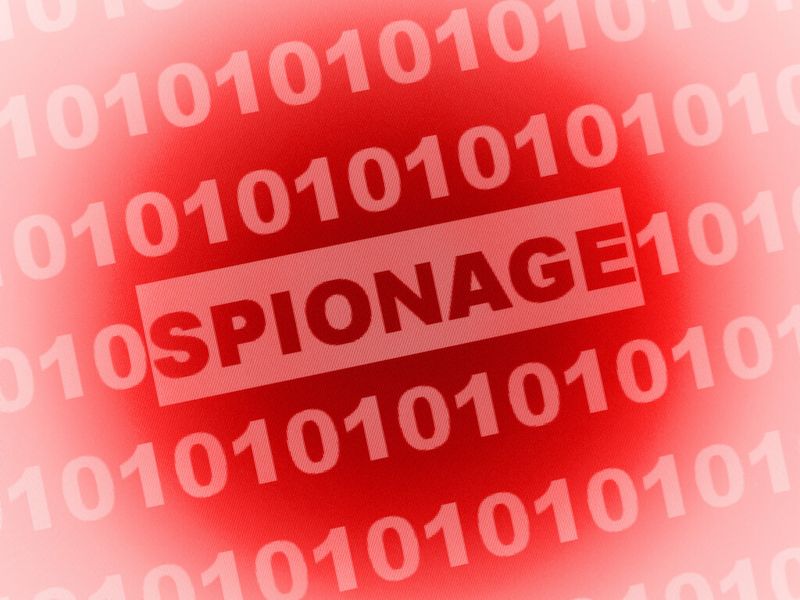 Etablierte nationale Akteure, etwa Geheimdienste, werden ihre Fähigkeiten ausbauen, um unbemerkt in Zielsysteme und Netzwerke einzudringen und dort Schadsoftware zu verstecken. Cyber-Kriminelle agieren immer ähnlicher: Sie konzentrieren sich darauf, Überwachungssysteme zu umgehen, hochwertige Informationen zu sammeln und geistiges Eigentum zu stehlen. (© bofotolux - Fotolia.com)