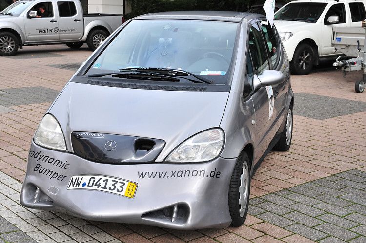 Nicht gerade schön, aber effektiv: Der Aerodynamic Bumper von Xanon soll bis zu neun Prozent Kraftstoff einsparen. (Foto: Schmidt)