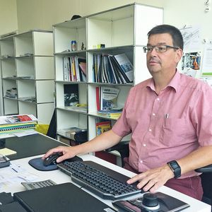 Markus Krack ist Leiter des Kompetenzcenters FITT (Forschung, Innovation, Technologietransfer) der Fachhochschule Nordwestschweiz (FHNW) und der Aargauischen Industrie- und Handelskammer (AIHK).