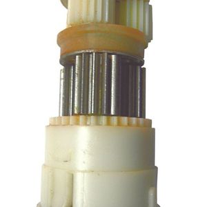 Dreistufiges Planetengetriebe ohne Innenzahnräder: für höhere Untersetzungen langbauend. 