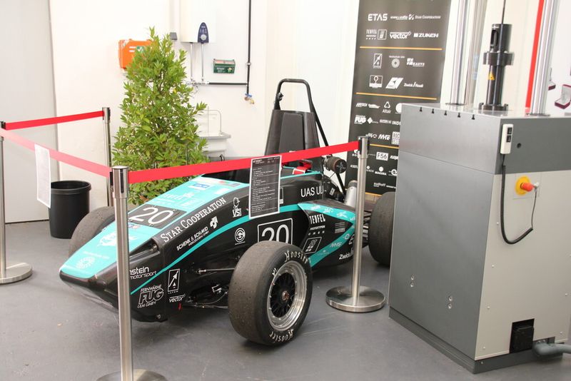 Ein Eye-Catcher auf der Fachmesse waren deiser moderne Renner..... (Bild: Schäfer)