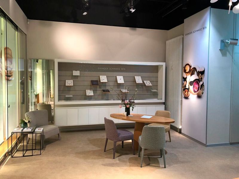 In den Stores (hier der in Hamburg) ist man für die erfolgreiche Abwicklung des Tagesgeschäfts auf ein stabiles Warenwirtschaftssystem angewiesen. (Bild: Ehinger)