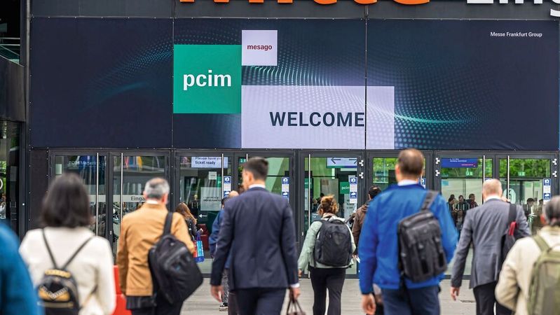 Neue Materialien, intelligente Energiewandler und hochintegrierte Systemlösungen stehen im Mittelpunkt der PCIM Expo 2026 in Nürnberg. Die Messe zeigt vom 9 – 11 Juni, wie sich Leistungselektronik für Industrie, E-Mobilität und moderne Energiesysteme weiterentwickelt.(Bild:  Mesago Messe Frankfurt GmbH)