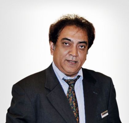 Gourab Majumdar, Executive Fellow Semiconductor & Device Group Mitsubishi Electric: „Das neue Design unserer RFC-Diode reduziert nicht nur die Verluste, sondern vermeidet auch die bei Dioden bekannten Snap-off- und Oszillationsphänomene.“ (Bild: Mitsubishi Electric)