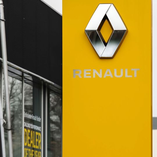 Will Renault Strafzahlungen vermeiden, sind massive CO2-Einsparungen notwendig.(Bild:  Renault)