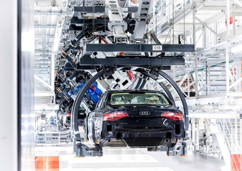 Smart Factory used for the Audi A8 production line. (Audi)