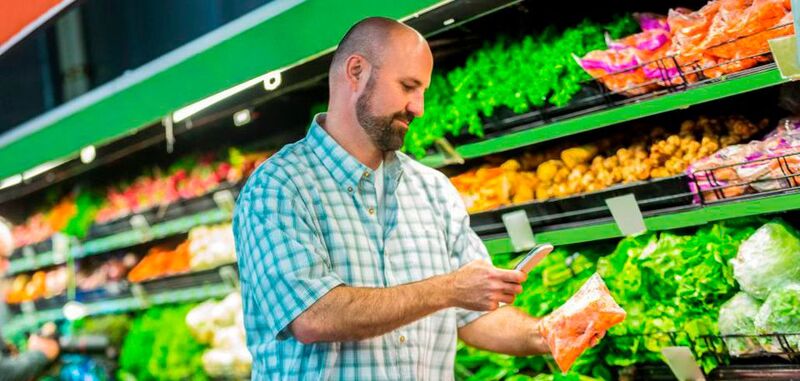Ausgerüstet mit Smartphone und Nahinfrarot-LED können Kunden die Qualität von Lebensmitteln ermitteln. 