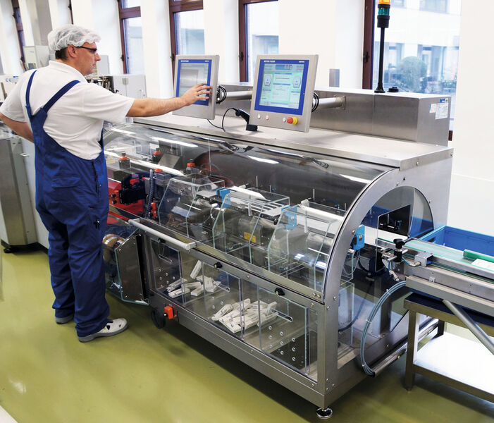 Arzneimittelhersteller Krewel Meuselbach nutzt das mit zwei Metern sehr kompakte System XS2 MV TE zur Serialisierung und Tamper-Evidence-Versiegelung. (Bild: Mettler-Toledo)