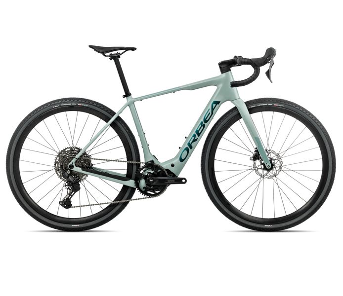 Ein längerer Radstand und eine geringere Sattelüberhöhung sorgen beim Gravelbike für mehr Laufruhe und eine komfortablere Sitzposition. (Bild: www.orbea.com | pd-f)