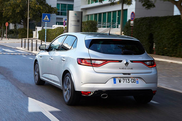 Ähnlich wie der Opel Astra, Seat Leon oder Mazda3 will der neue Mégane optisch nicht langweilen, aber auch nicht erschrecken. (Foto: Renault)