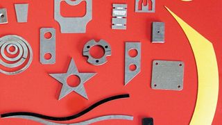 Die Magnetfolien- und Magnetgummi-Halbzeuge von Schallenkammer gelten das ideales Ausgangsmaterial zur Herstellung solcher Art technischer Formteile, die mit lösbaren Haft- und Haltefunktionen punkten, wie es heißt. (Schallenkammer)