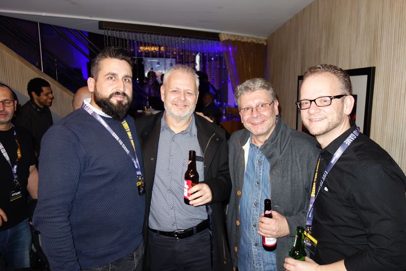 (v. l.) Oktay Cayiroglu, Bullguard, Jörg Fessel und Dieter Röhrl, Source IT, und Stefan Wehrhahn, Bullguard. (IT-BUSINESS)